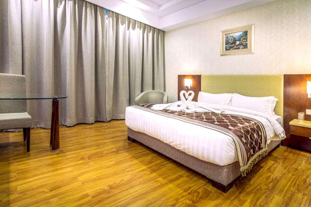 Clarion Inn Jaipur Kukas Ruang foto