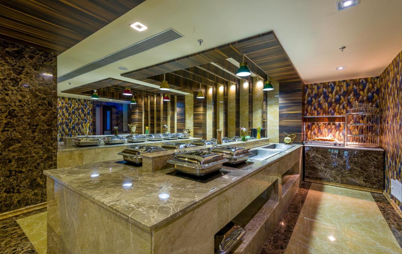 Clarion Inn Jaipur Kukas Bagian luar foto